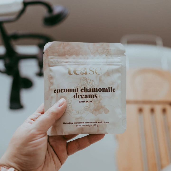 Tease Wellness Coconut Chamomile Dreams Bath Soak in beige resealable pouch with coconut and chamomile visuals.